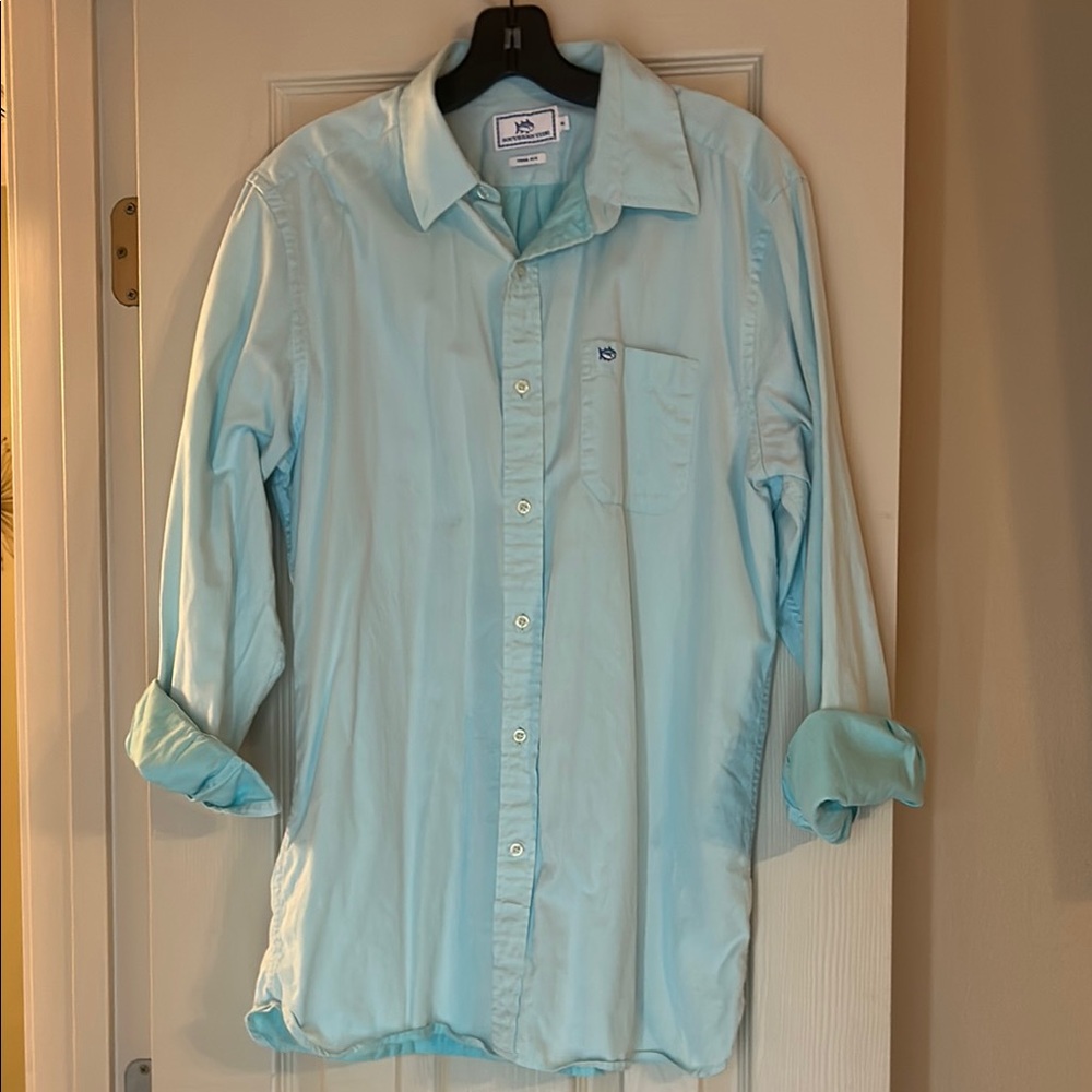 Southern Tide Men's Light Blue Button-Up Shirt